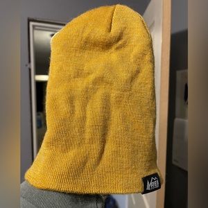 REI O/S golden yellow beanie